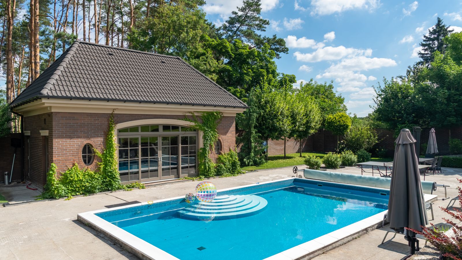 Piscine à Vaumoise sur un terrain de l'Oise